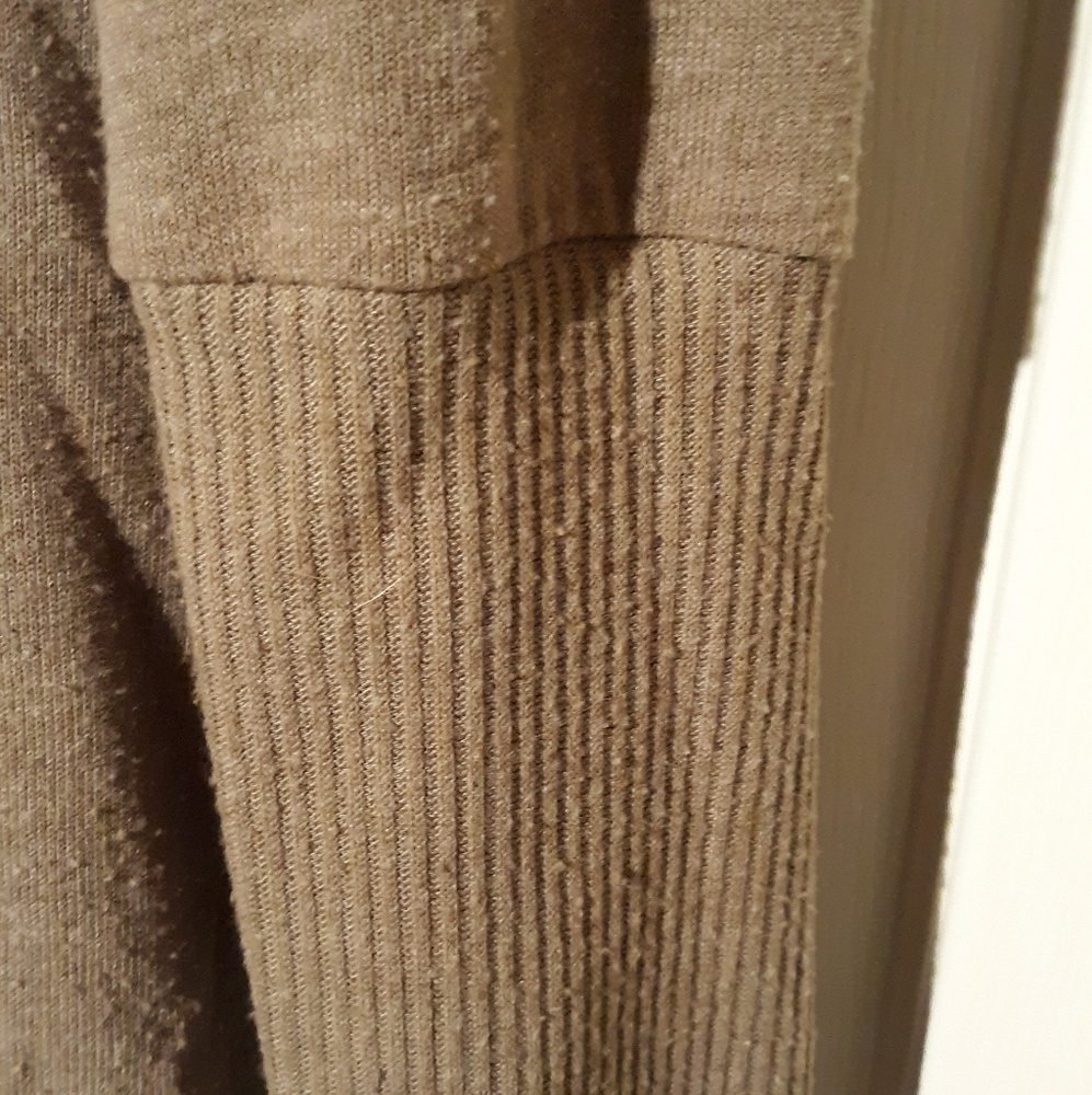 Sweater - Picture 2 of 4
